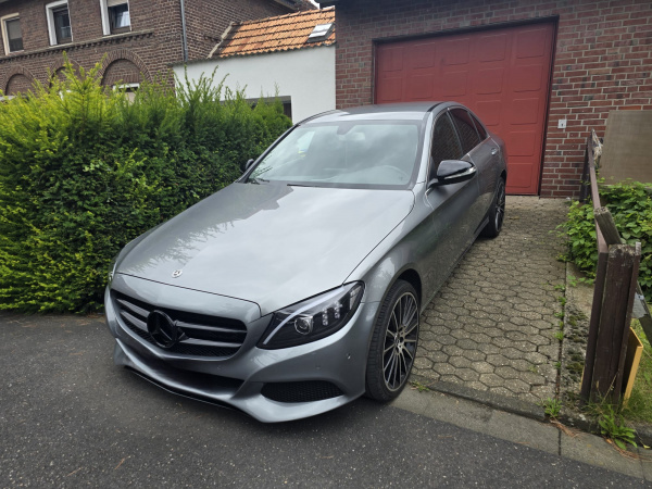 Upgrade LED Tagfahrlicht Scheinwerfer für Mercedes Benz C-Klasse W205 14-18 schwarz mit dyn. Blinker